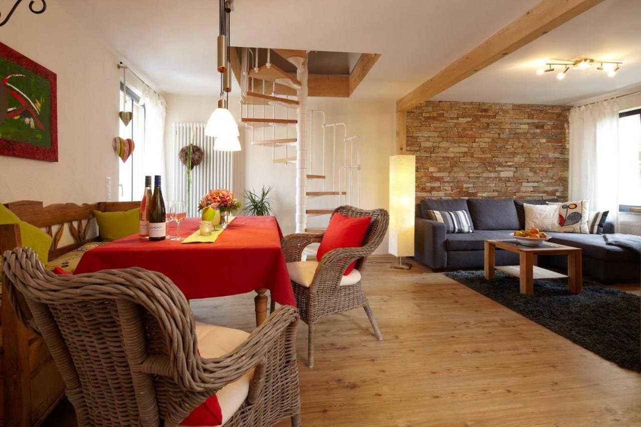 Appartement Weingut Schunck à Leinsweiler Extérieur photo